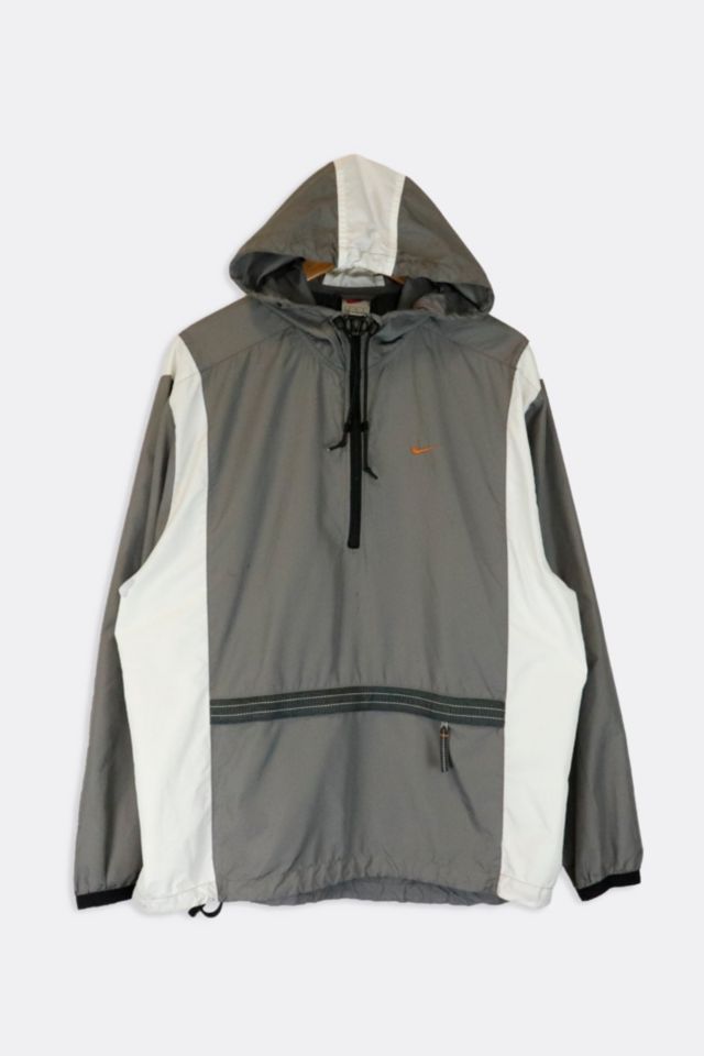 Front Pouch Zip Windbreaker Jacket | Urban Outfitters