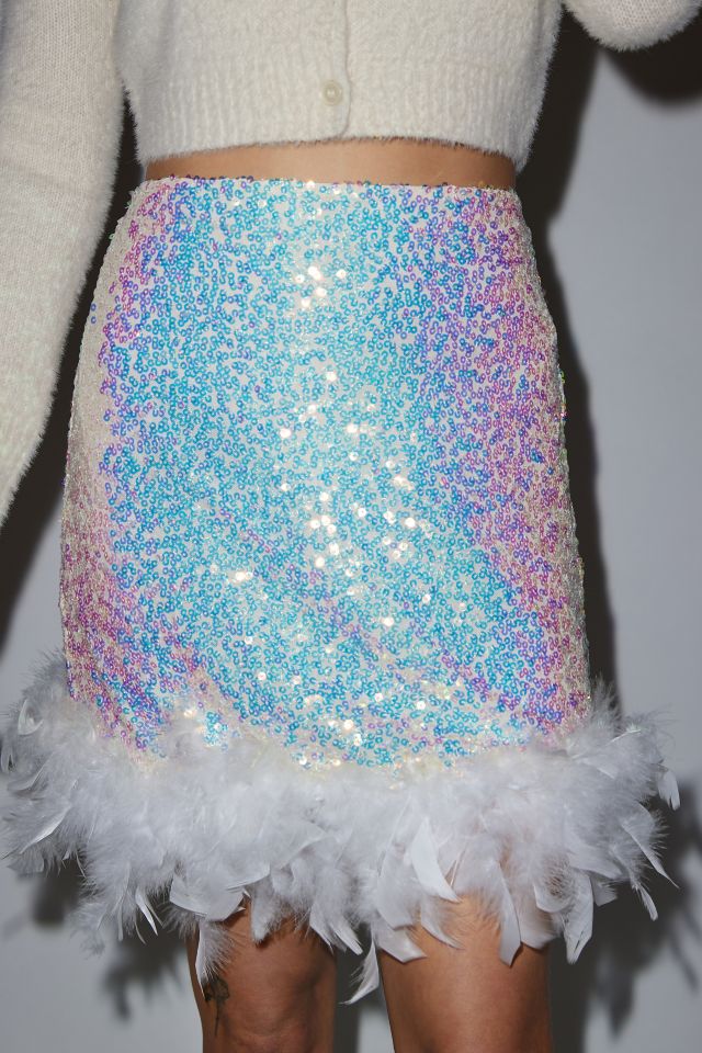 Mini Jupe Glamour à Sequins Iridescents et Garniture de Plumes #1