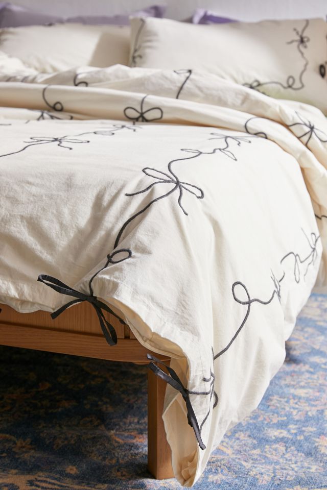 Lacey Bows Embroidered Duvet Cover