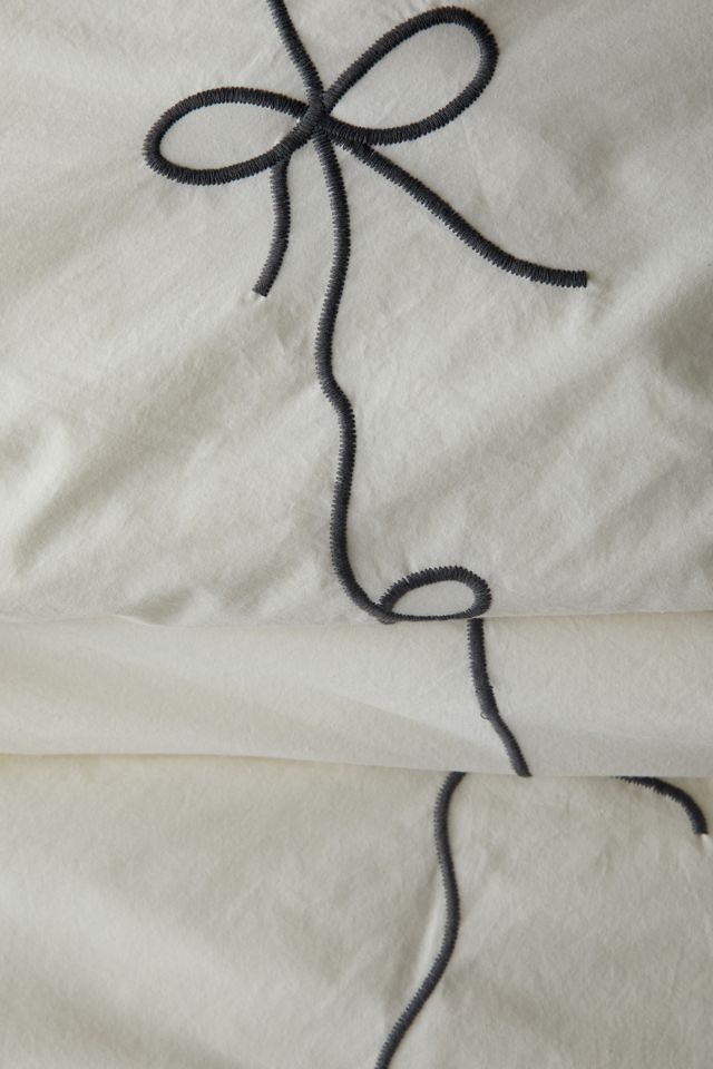 Lacey Bows Embroidered Duvet Cover