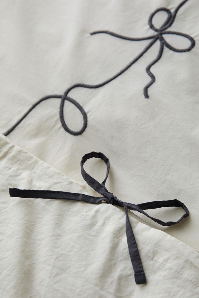 Lacey Bows Embroidered Duvet Cover