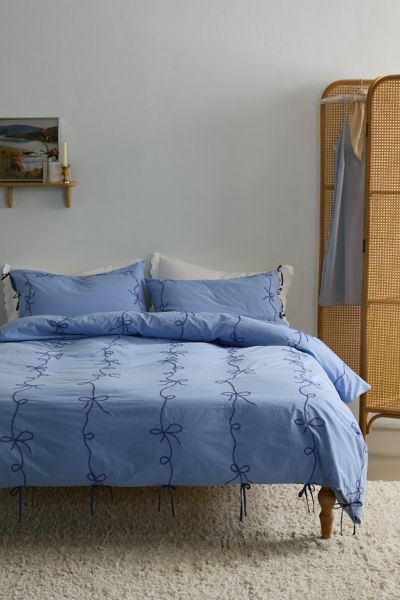 Urban Outfitters Lacey Bows Duvet Cover In Hydrangea At