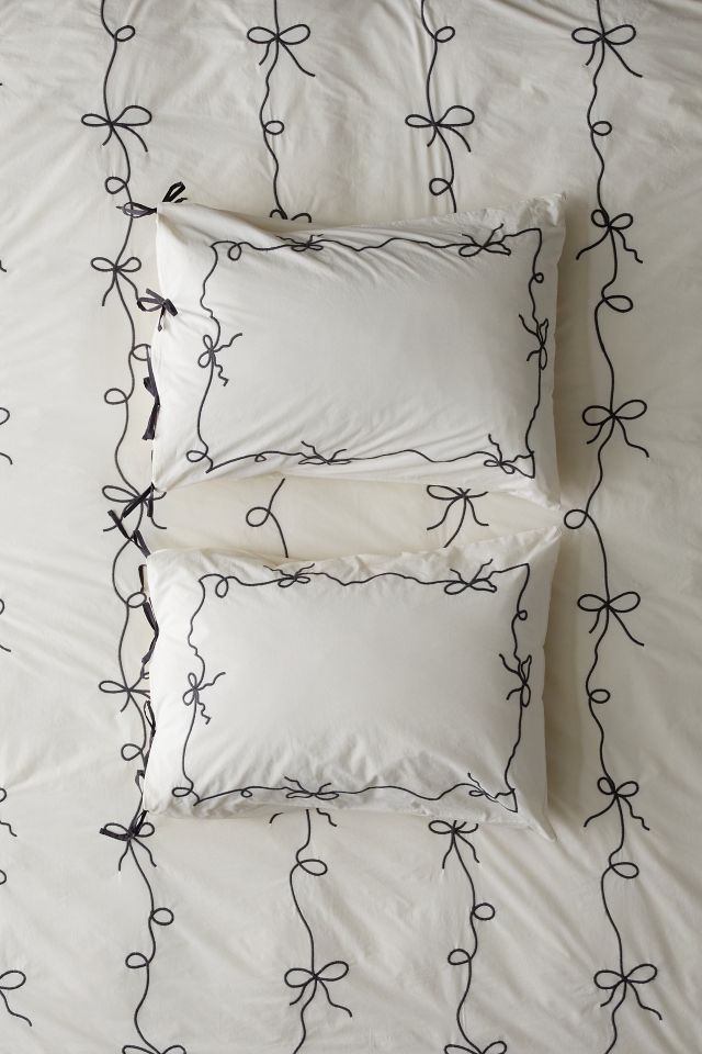 Lacey Bows Femme Embroidered Sham Set #1
