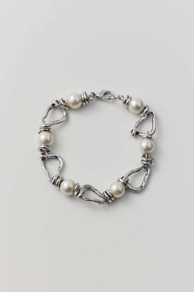 Pearl and hot sale chain bracelet