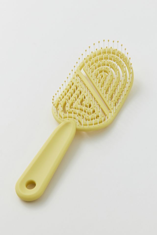 UO Detangling Brush #2