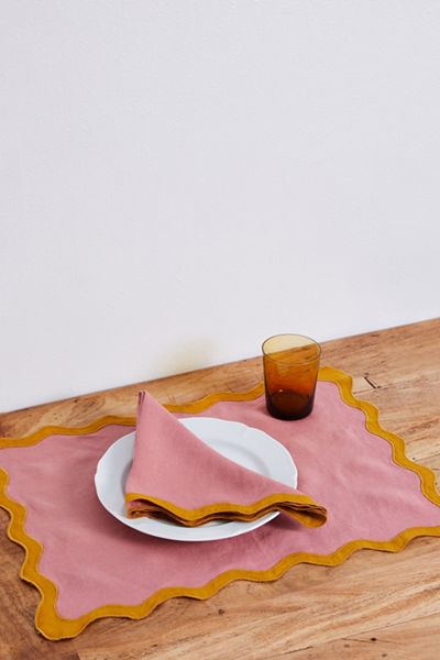 Bed Threads French Flax Linen Scalloped Napkins - Set of 4