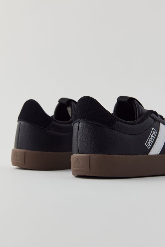 adidas women's shoes urban outfitters