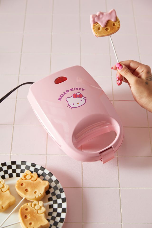 You Can Buy A Cake Pop Maker From