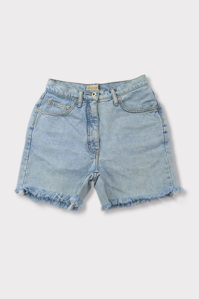 Vintage 90s Distressed Light Wash High Rise Shorts | Urban Outfitters