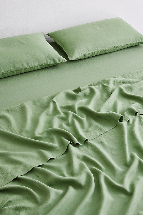 Bed Threads French Flax Linen Flat Sheet In Pistachio At Urban Outfitters