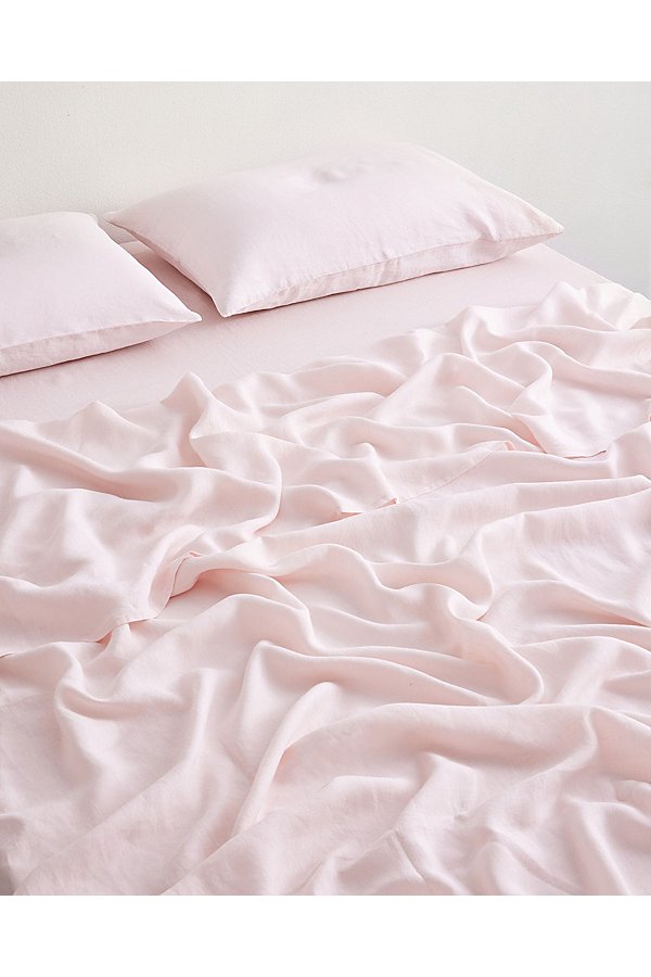 Bed Threads French Flax Linen Flat Sheet In Rosewater At Urban Outfitters