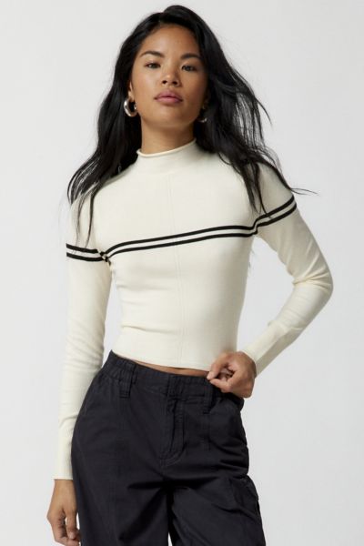 Urban outfitters 2025 black turtleneck