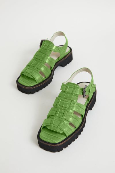 Intentionally Blank Haddie Leather Fisherman Sandal In Apple
