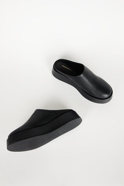 Intentionally Blank Risen Leather Platform Mule
