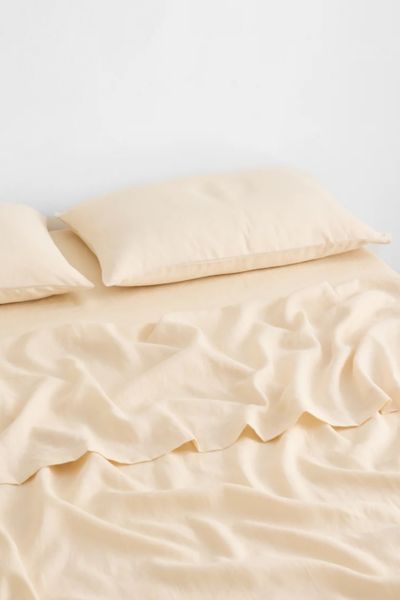 Bed Threads 2-piece French Flax Linen Pillowcase Set In Crème At Urban Outfitters In Neutral