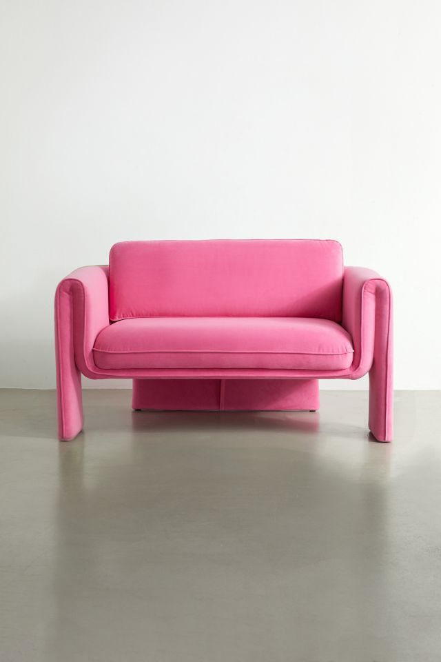 Urban outfitters floria online velvet chair