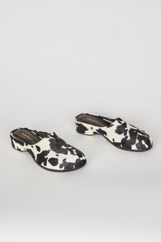 Intentionally Blank Shift Bubble Clog #3
