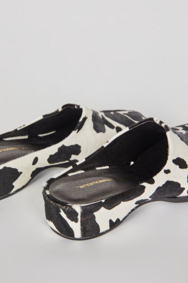 Intentionally Blank Shift Bubble Clog #4