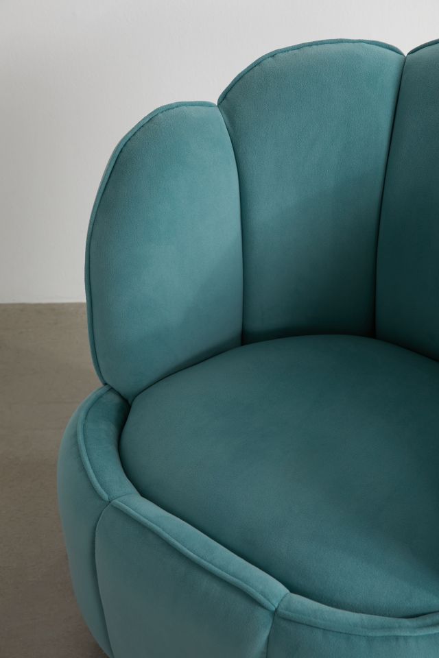 Scallop Lounge Chair #3