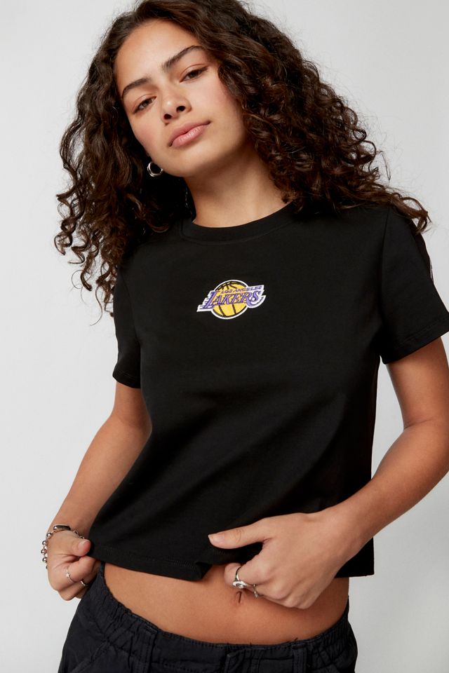 cropped lakers shirt