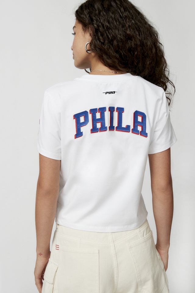 Urban Outfitters Mlb Philadelphia Phillies Baby Tee in Red