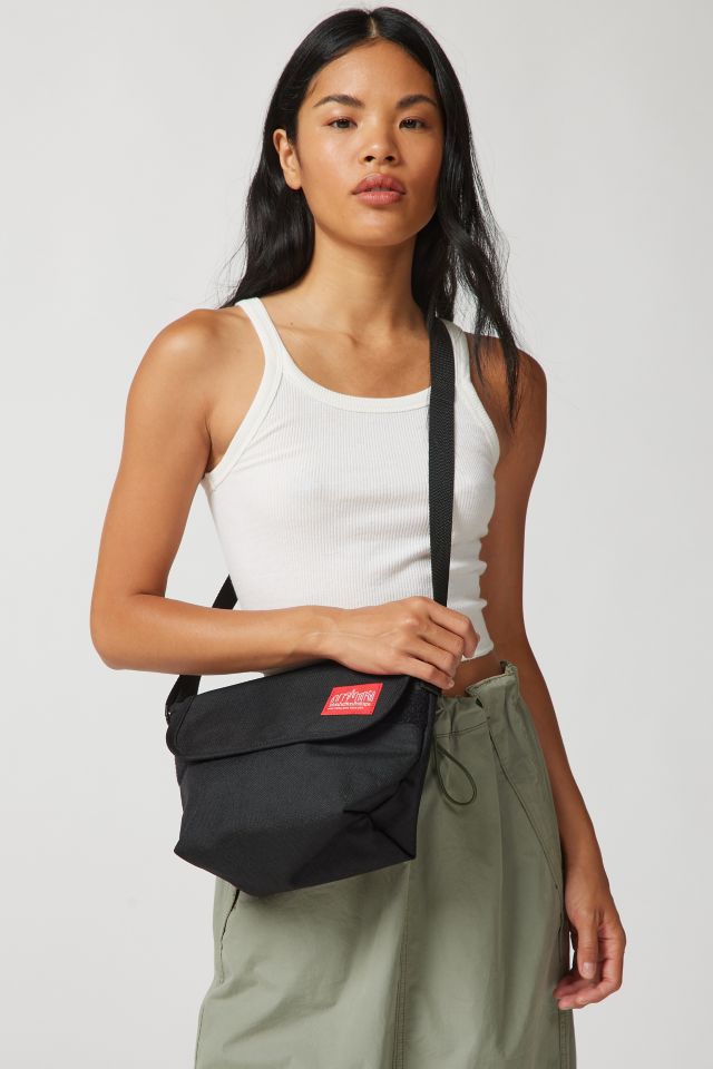 Manhattan Portage Mini NY Messenger Bag | Urban Outfitters