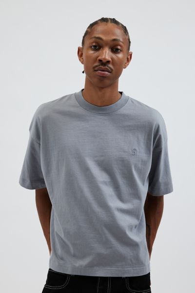 STANDARD CLOTH FOUNDATION TEE IN DARK BLUE, MEN'S AT URBAN OUTFITTERS 