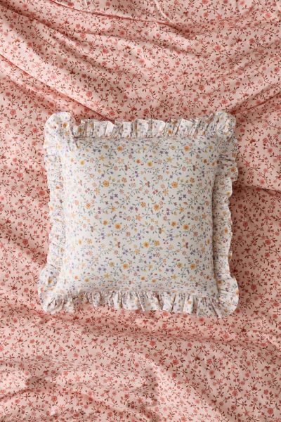 Printed Bedding + Décor | Floral + Bow Room Décor
