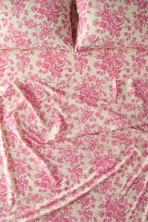 Shop Urban Outfitters Toile Sheet Set In Pink At