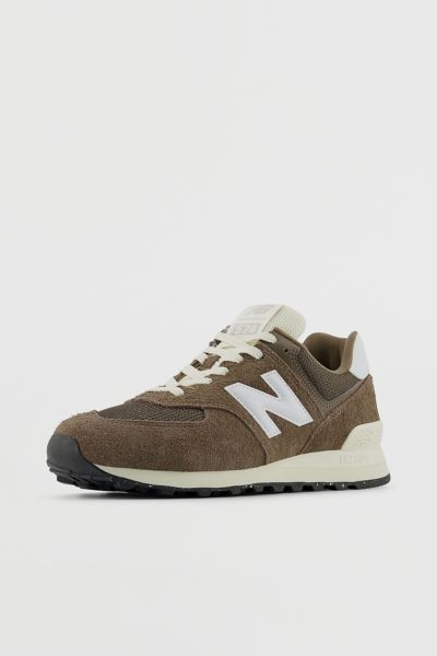 New Balance Men's 574 Rugged Sneaker | Urban Outfitters