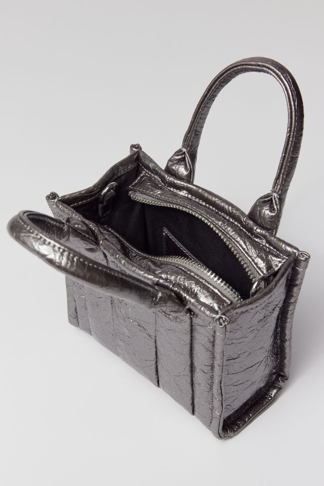 【センスUP】Urban Outfitters Serena Puff トートバッグ UO Serena Puff Mini Tote Bag | Urban Outfitters Canada