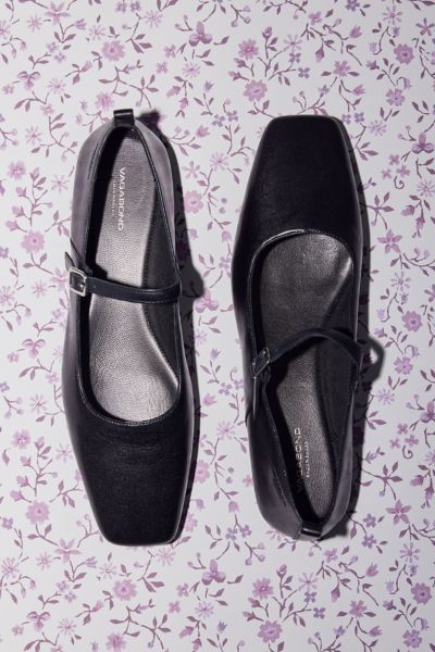 Vagabond Shoemakers Delia Mary Jane Flat In Black