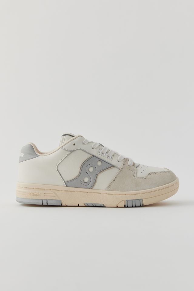 Saucony urban outfitters online