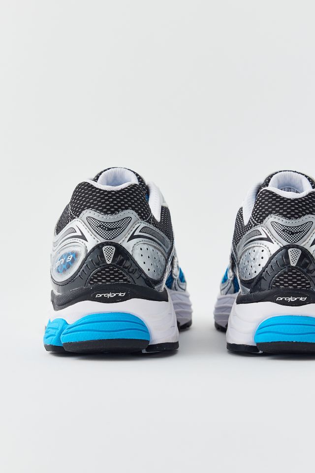 Saucony OG ProGrid Omni 9 Sneaker | Urban Outfitters Canada