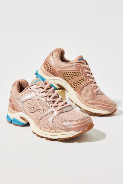 Saucony ProGrid Triumph 4 Sneaker