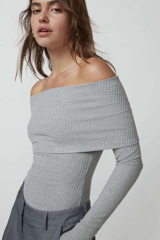 Urban outfitters off shoulder top sale