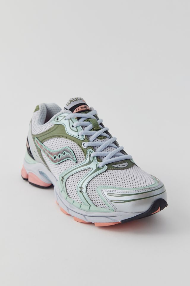 Saucony ProGrid Triumph 4 CS Sneaker #1