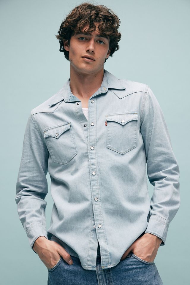 Levi's