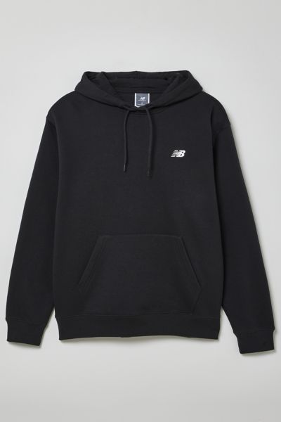 New Balance Small Logo Brushed Fleece Hoodie Sweatshirt In Black, Men's At Urban Outfitters