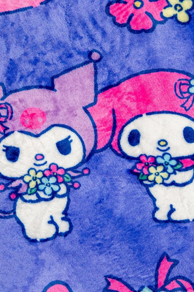 Sanrio & Friends Silk-Touch Fleece Throw Blanket #1
