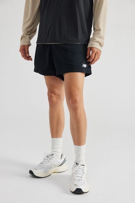 New Balance Sportswear Satin Coach Jacket | Urban Outfitters New Balance Sportswear Satin Coach Jacket | Urban Outfitters