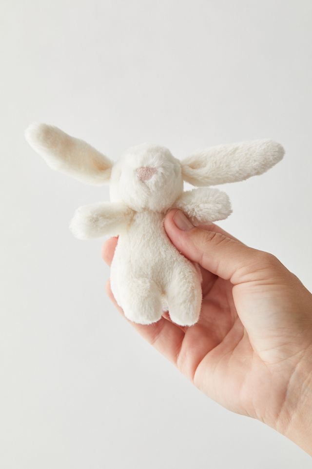  Bashful Bunny キーチェーン Jellycat Bashful Bunny Plushie Bag Charm Keychain | Urban Outfitters