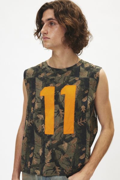 BDG GAME DAY CUTOFF SLEEVELESS TEE IN GREEN, MEN'S AT URBAN OUTFITTERS 