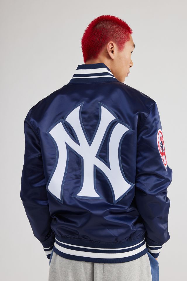 Pro Standard New York Yankees Satin Varsity Jacket | Urban