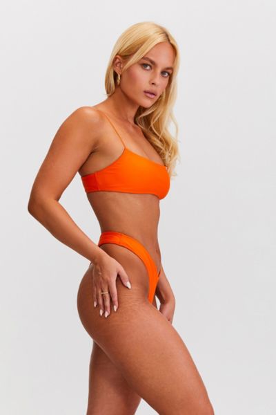 SUNKISSED LE SPORTY BIKINI TOP IN ORANGE, WOMEN'S AT URBAN OUTFITTERS