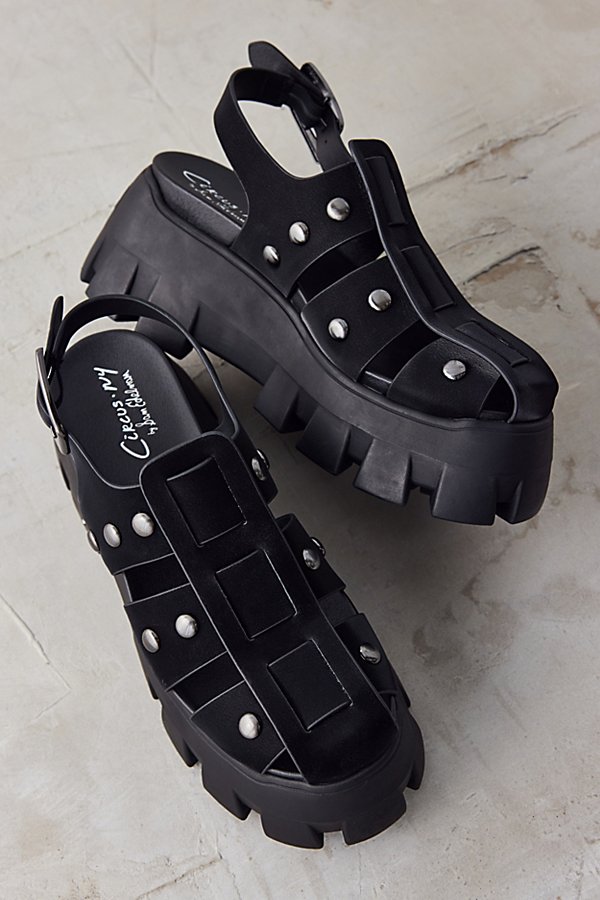 Circus Ny By Sam Edelman Addison Fisherman Platform Sandal In Black, Women's At Urban Outfitters