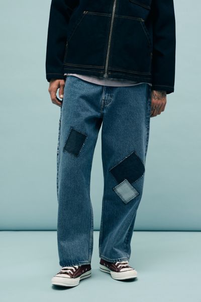 LEVI'S SKATE PATCH CROPPED CARPENTER JEAN IN VINTAGE DENIM MEDIUM, MEN'S AT URBAN OUTFITTERS
