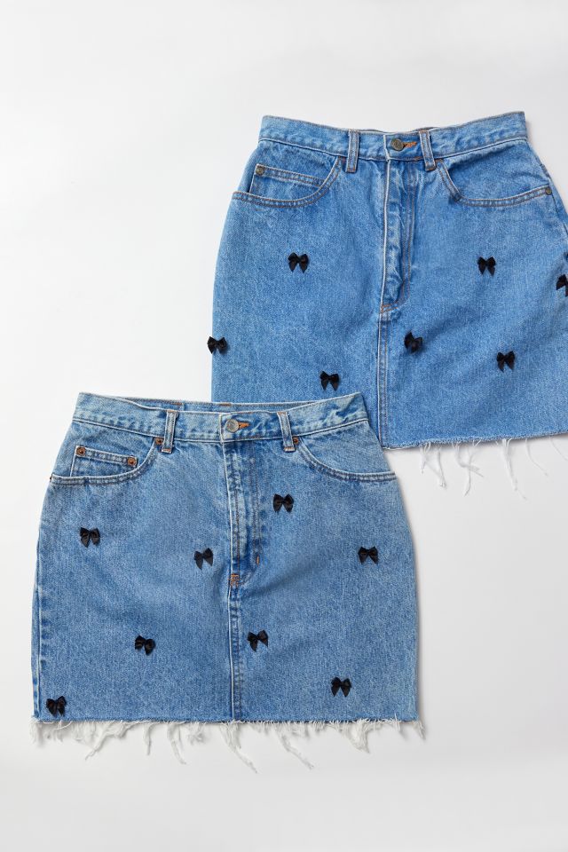 Jupe Mini en Denim Refaite avec Nœud Urban Renewal #1