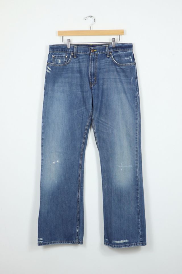 Vintage Levi's Low Boot Cut Jeans | Urban Outfitters