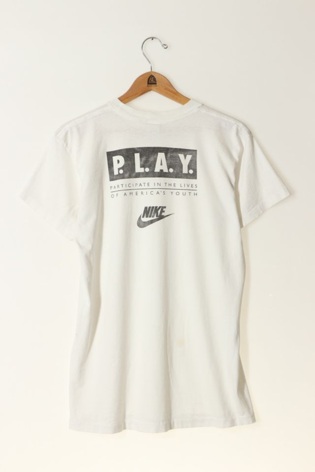 PLAY 1980s Woven T-shirt Urban Outfitters